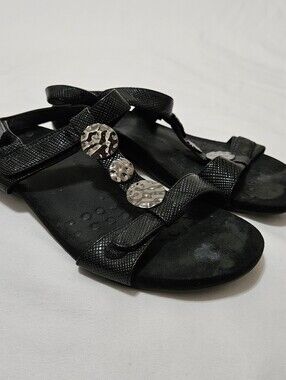 VIONIC FARRA Lizard Black Comfort Sandals Sz 11 Adjustable Built In Orthotic